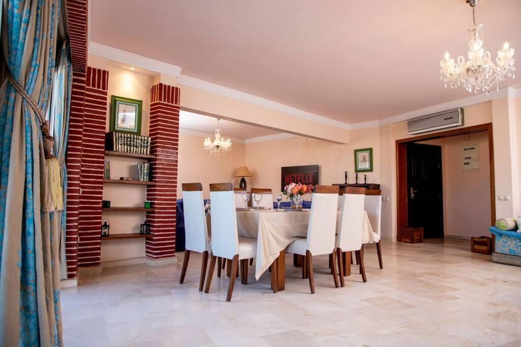 Spacious Beachview Condo Marina - Families Only アガディール エクステリア 写真